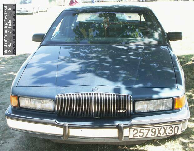 PHOTOS DE LA BUICK REGAL COUPE 1988