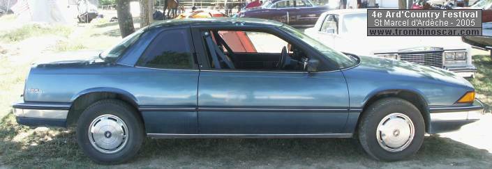 PHOTOS DE LA BUICK REGAL COUPE 1988
