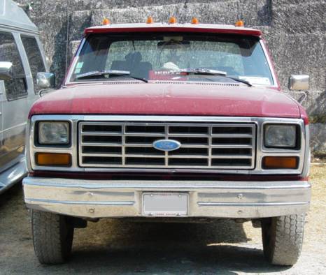 PHOTOS DU FORD F-250 SUPERCAB Pick-Up 3/4TON 1985