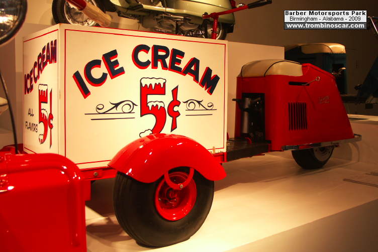 Barber Motorsports Park >> 1947 Cushman Ice Cream Tricycle Barber Motorsports Park >> 1947 Cushman Ice Cream Tricycle