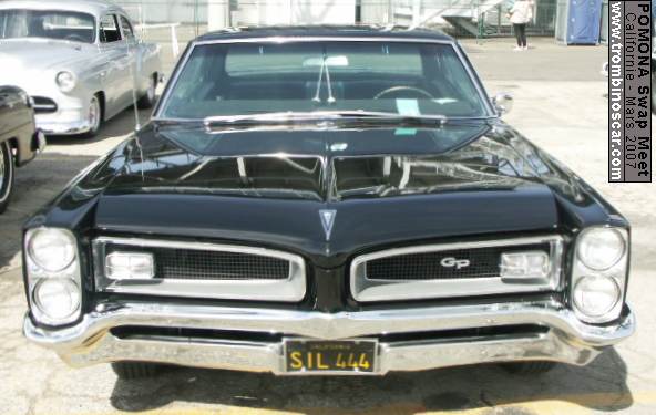 PHOTOS de la PONTIAC GRAND PRIX HARDTOP COUPE 1966